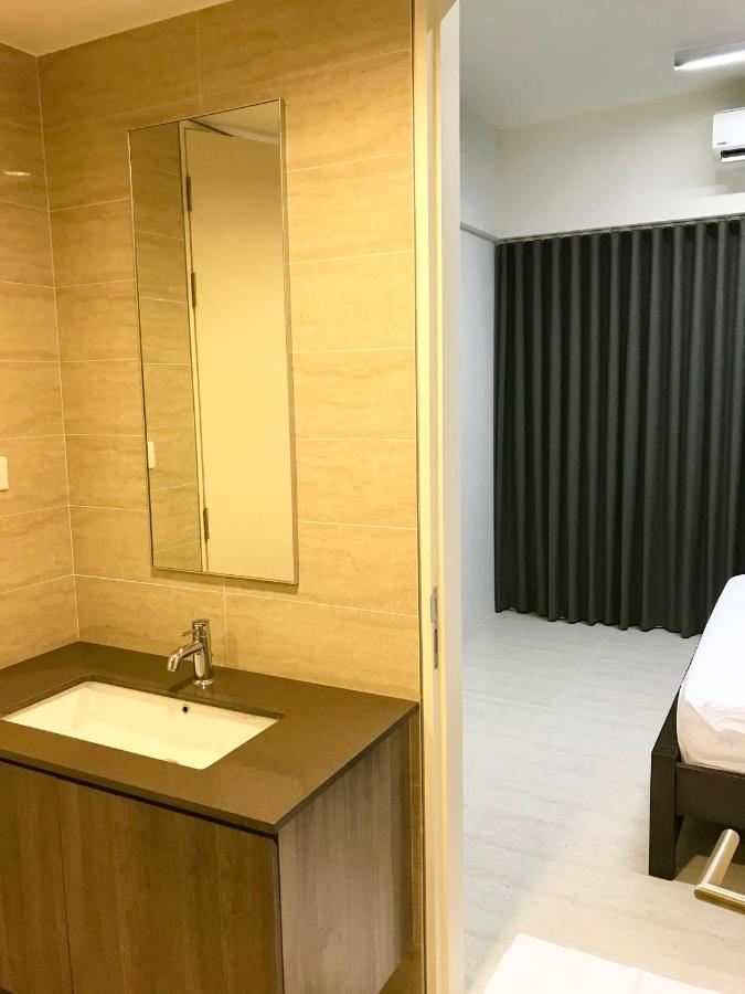 By The Beach - Luxury 2 Bedrooms Family Suite Batu Ferringhi Extérieur photo